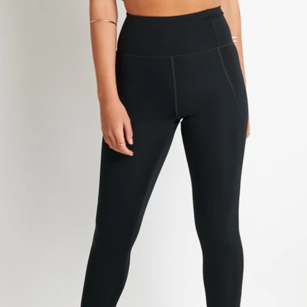 HIGH RISE COMPRESSIVE LEGGING